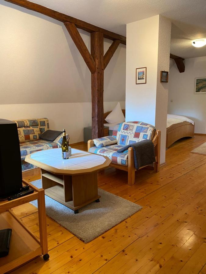Ferienwohnung Wohlsein 프리켄하우젠 암 마인 외부 사진